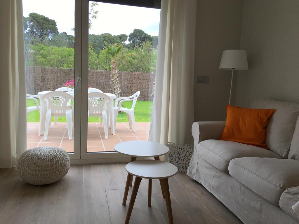 Villas Empuries, Garden & Private Pool Sant Marti d'Empuries Zimmer foto